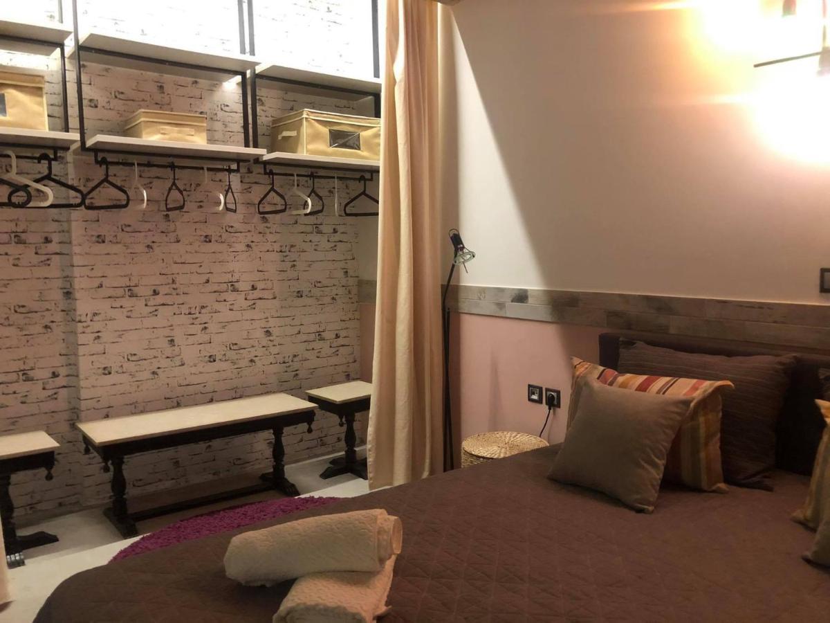 Amazing Semi-Basement Art Apartment Easy Walk To Nafplio Centre Buitenkant foto